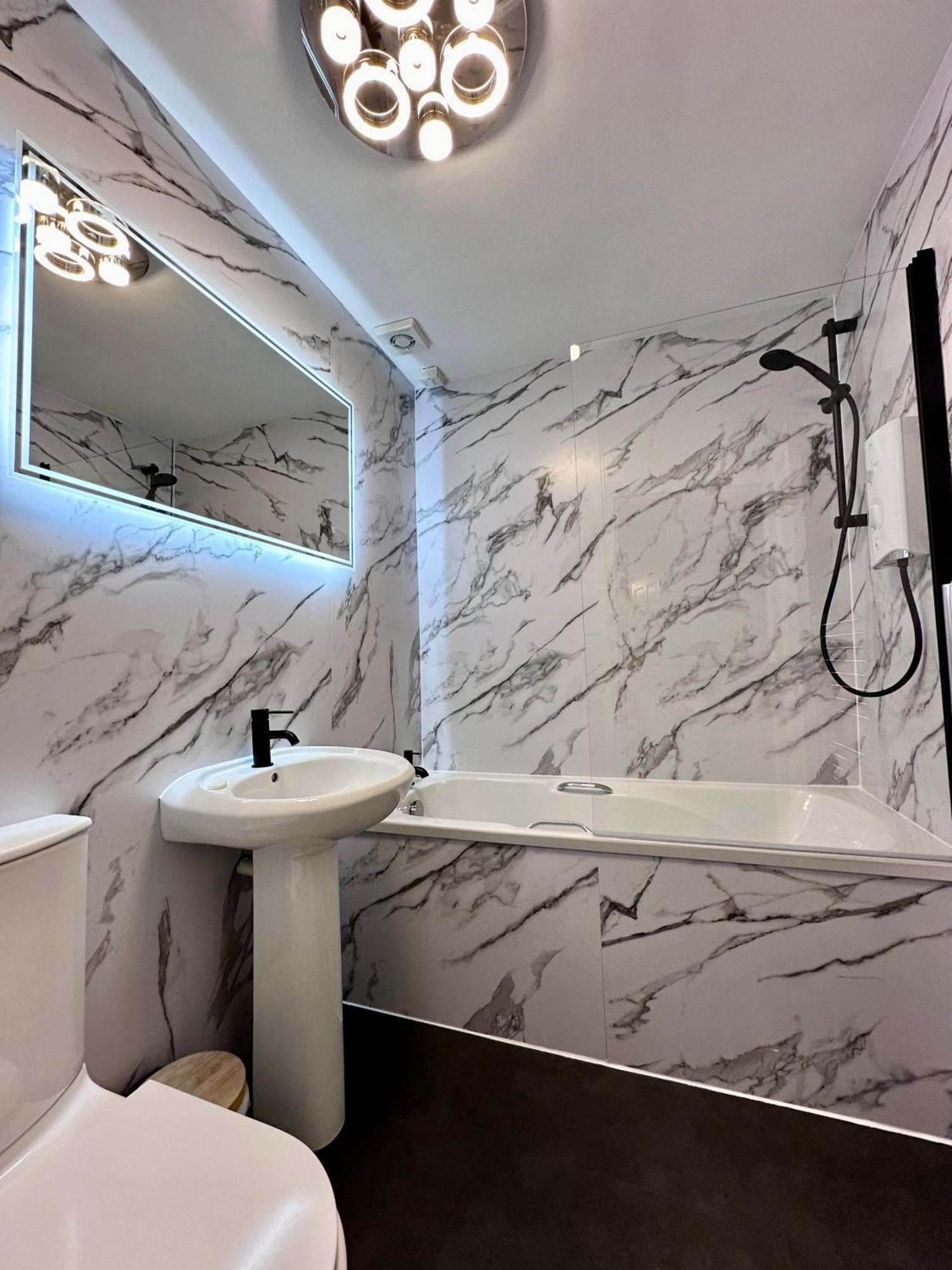 Rose Street'S Hidden Treasure- 2Bed Newly Refurbished Apt EDI Exterior foto
